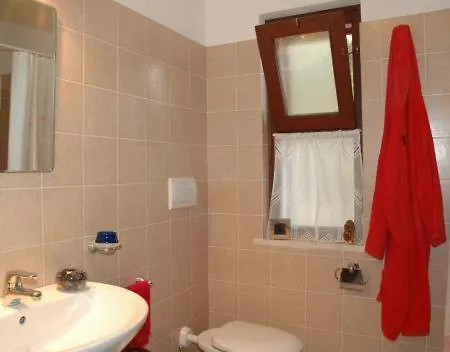 Le Querce, Lentisco Apartmán *